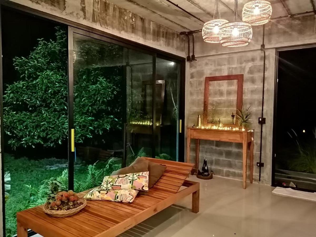 The Box Promkiri Apartamento Nakhon Si Thammarat Exterior foto