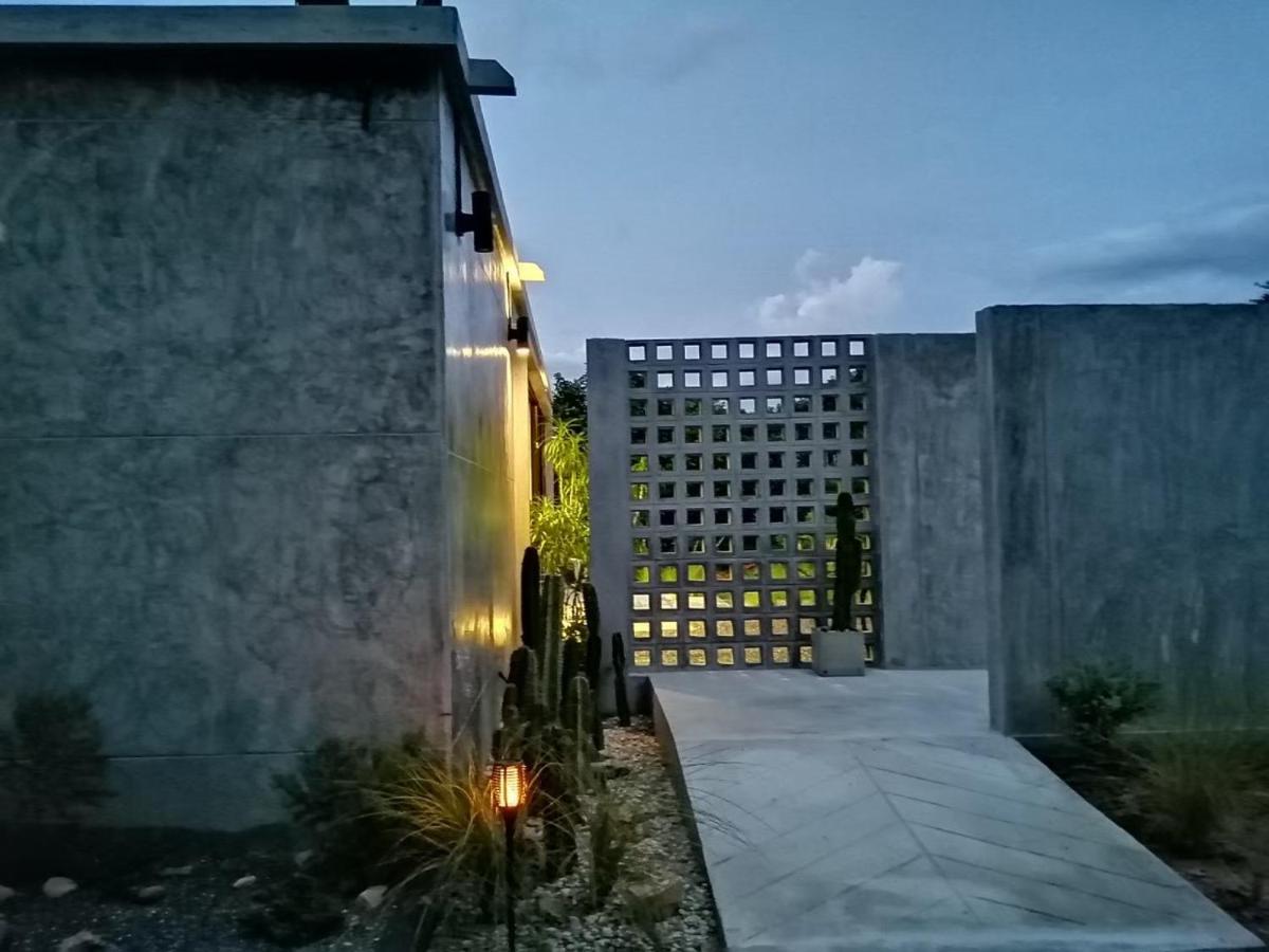 The Box Promkiri Apartamento Nakhon Si Thammarat Exterior foto