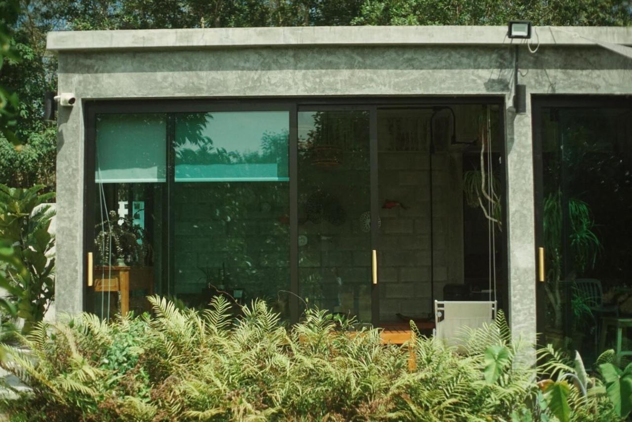 The Box Promkiri Apartamento Nakhon Si Thammarat Exterior foto