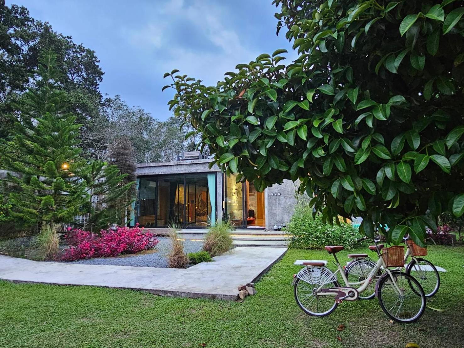 The Box Promkiri Apartamento Nakhon Si Thammarat Exterior foto